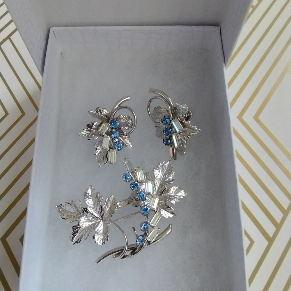 Vintage Sterling Silver Sparkly Brooch & Earring Set signed Carl Art